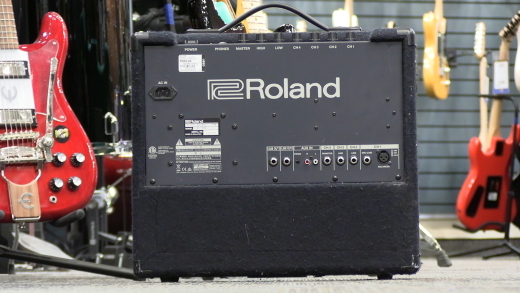 Roland - KC-200 2